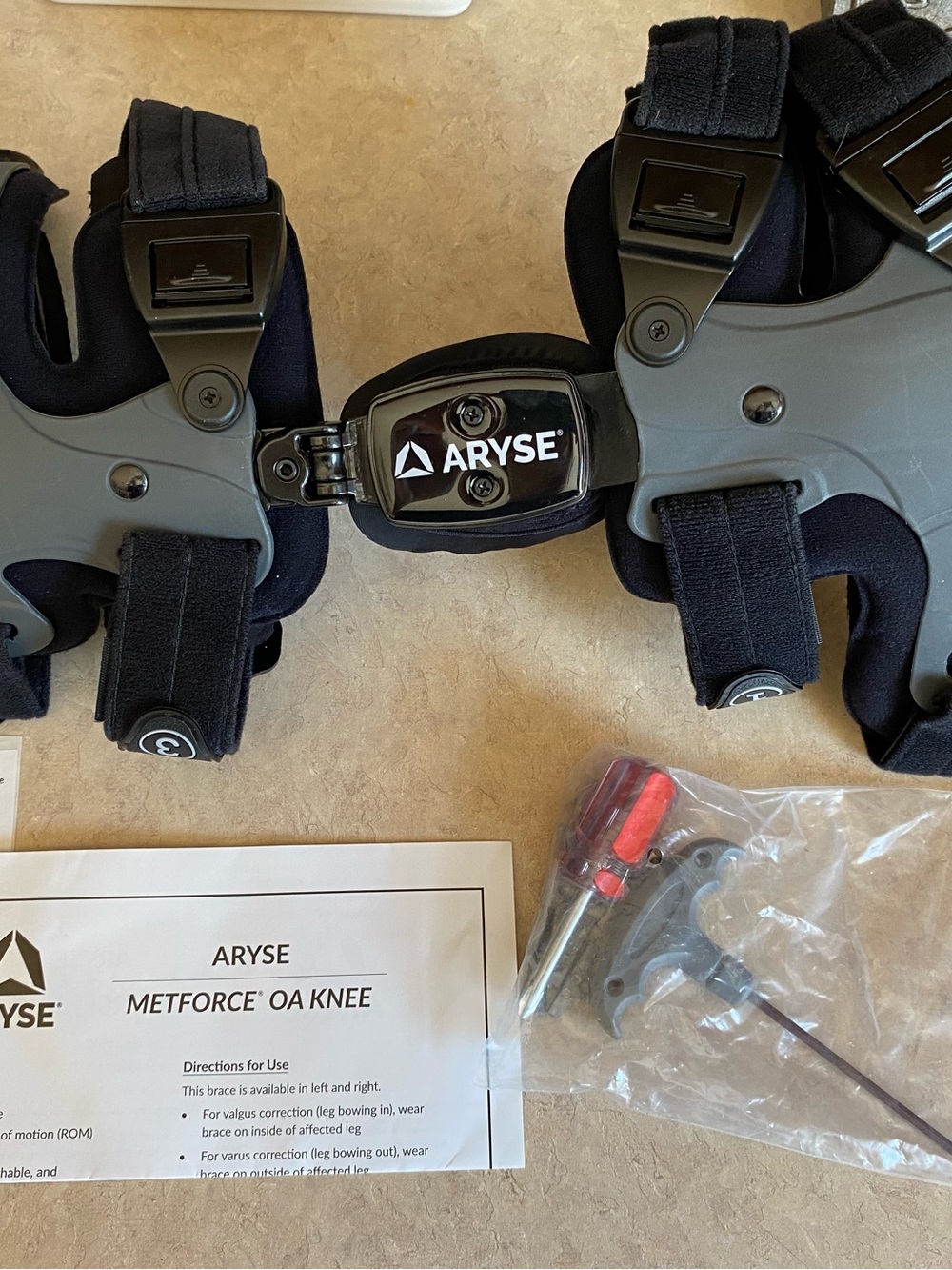 New Aryse Metforce OA Knee Brace Right Leg supportive frame adjustable $150+